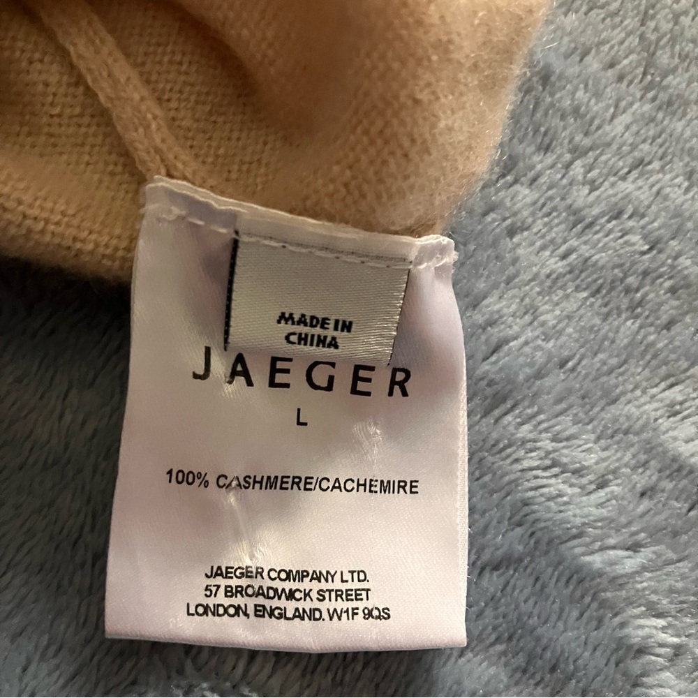 Jaeger 100% Cashmere Cream Deep Roll Neck Jumper Size L - Picture 6 of 7